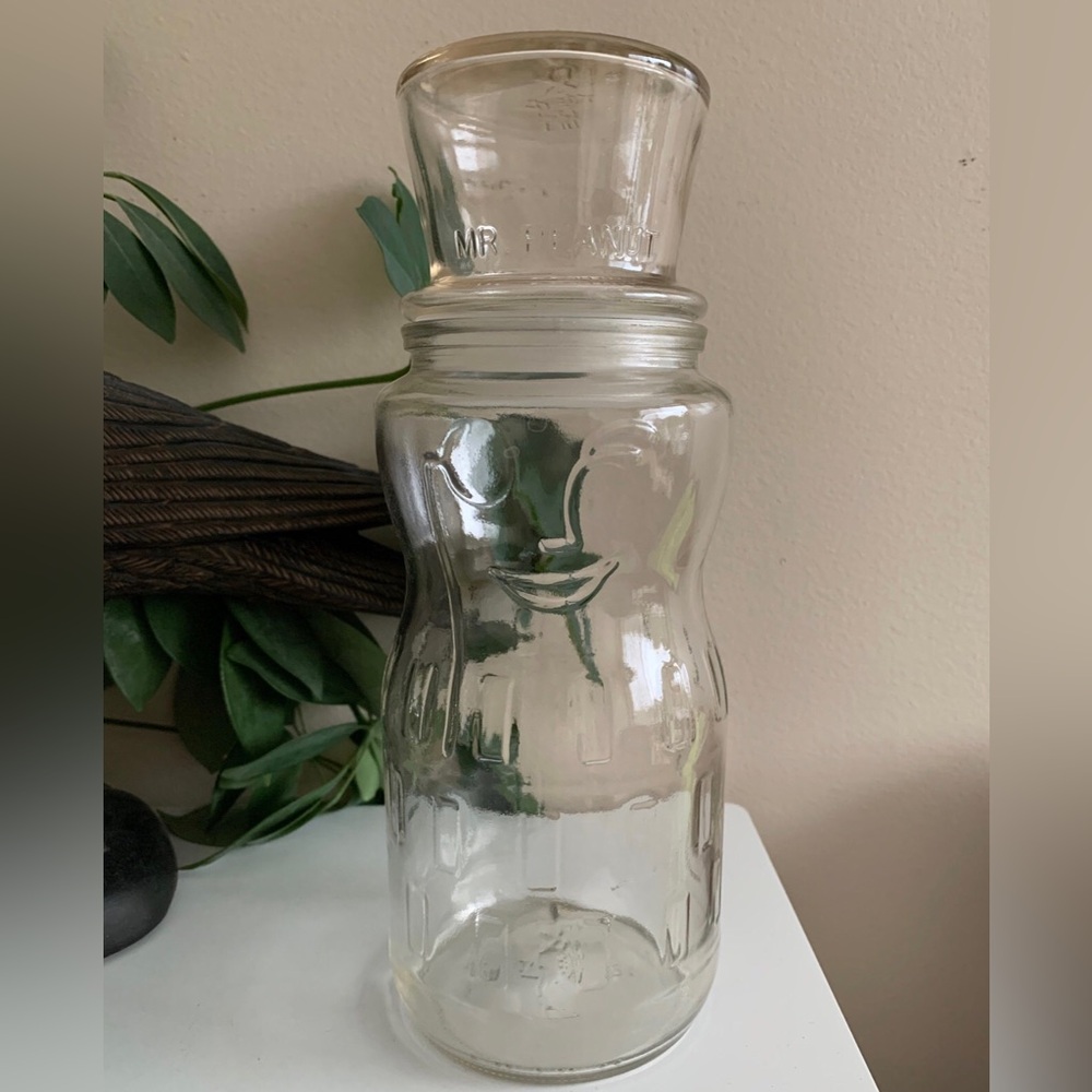 Vintage 1991 Planters Mr. Peanut Jar